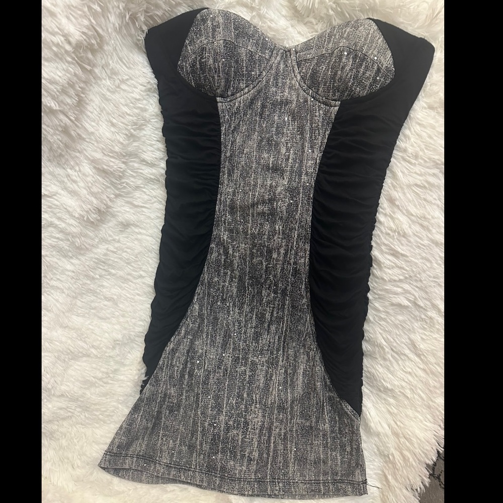 Strapless mini dress - size small
